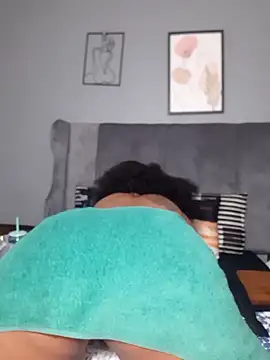 Snapshot of PearlSexxy69 chatting on 10-12-25, 06:01 PearlSexxy69 online show from 10-12-25, 06:01