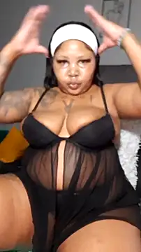 Snapshot of PearlSexxy69 chatting on 11-30-25, 04:05 PearlSexxy69 online show from 11-30-25, 04:05