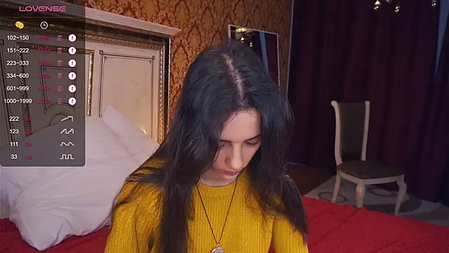 Snapshot of Holla_Molly chatting on 01-23-25, 05:13 Holla Molly online show from 01-23-25, 05:13