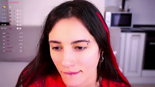 Snapshot of Holla_Molly chatting on 02-23-25, 08:39 Holla Molly online show from 02-23-25, 08:39