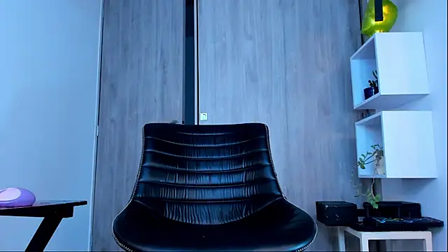 Ricardo 1998 online show from 02-15-25, 06:44