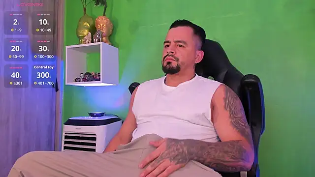 Ricardo 1998 online show from 12-01-25, 01:54