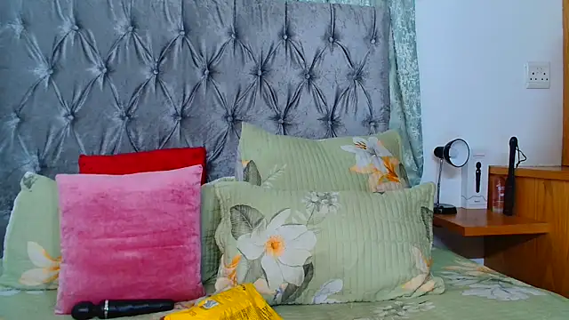 AvaOcean online show from 03-17-25, 06:51