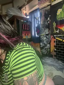 1-800-FUCKYOU online show from 12-31-24, 06:46