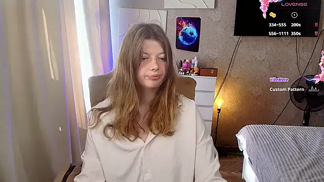 Vivian cutie online show from 07-16-26, 12:33