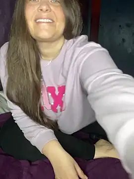 Snapshot of CamilaLovexoxo chatting on 03-24-26, 01:05 CamilaLovexoxo online show from 03-24-26, 01:05