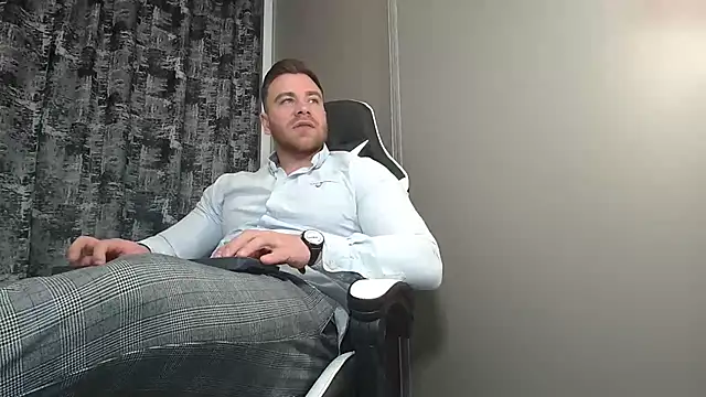 Thori92 online show from 02-15-25, 06:12