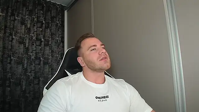 Thori92 online show from 09-15-25, 03:34