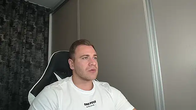 Thori92 online show from 09-22-25, 05:15