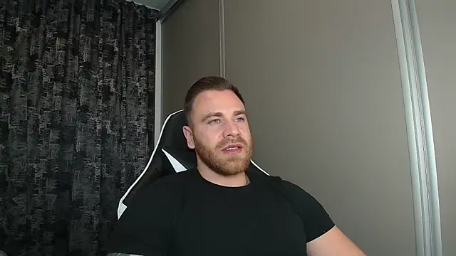 Thori92 online show from 10-28-25, 06:10