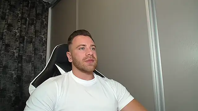 Thori92 online show from 07-28-26, 06:07