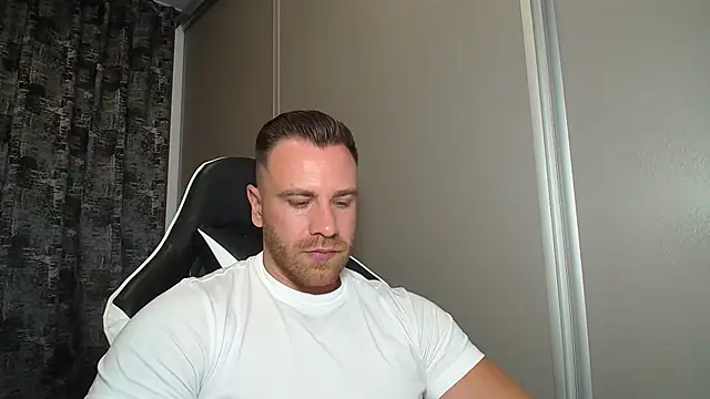 Thori92 online show from 07-28-26, 06:20