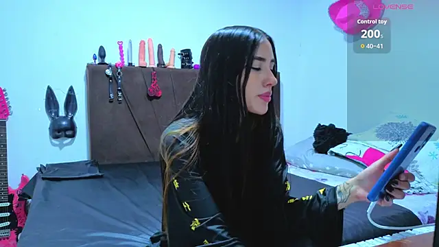 I am kim online show from 03-15-26, 02:28