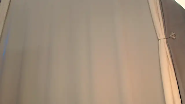Tremendous blondie online show from 07-19-26, 03:16