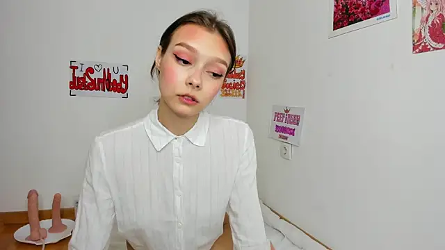 Michelle Melnss online show from 07-15-26, 02:33