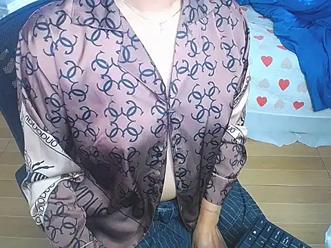 Snapshot of Makemypussysquirt-tsunami chatting on 11-06-25, 07:31 Makemypussysquirt-tsunami online show from 11-06-25, 07:31