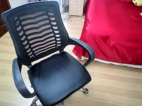 Makemypussysquirt-tsunami online show from 06-16-26, 08:39