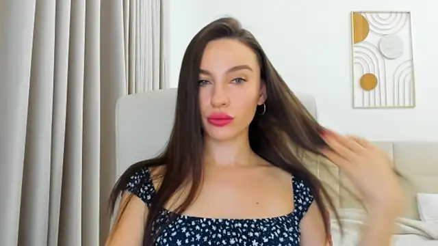 Snapshot of Sunshine_Eva chatting on 10-10-25, 06:18 Sunshine Eva online show from 10-10-25, 06:18