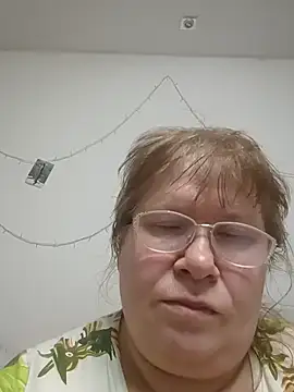 Snapshot of Mirra_Key chatting on 02-20-26, 04:51 Mirra Key online show from 02-20-26, 04:51