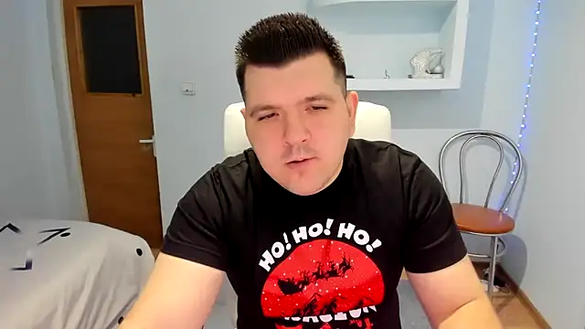 Snapshot of Basystem chatting on 12-25-24, 10:28 Basystem online show from 12-25-24, 10:28