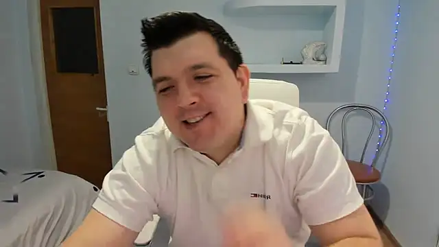 Snapshot of Basystem chatting on 01-27-25, 08:18 Basystem online show from 01-27-25, 08:18