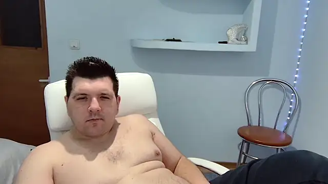 Snapshot of Basystem chatting on 02-28-25, 07:58 Basystem online show from 02-28-25, 07:58