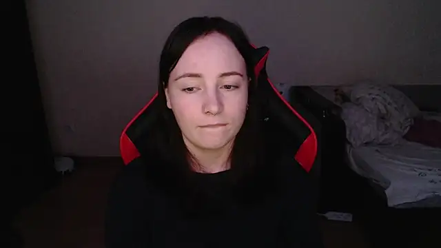 Snapshot of Laralianna chatting on 11-08-25, 08:51 Laralianna online show from 11-08-25, 08:51