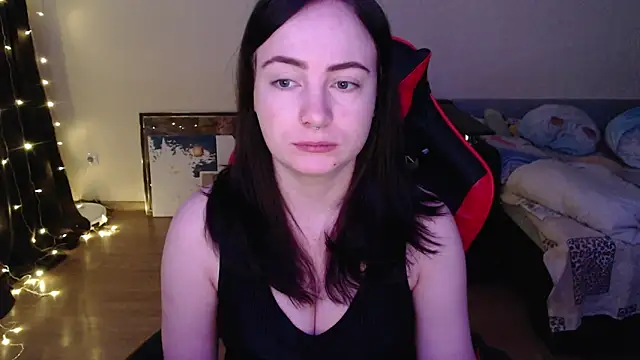 Snapshot of Laralianna chatting on 01-09-26, 01:19 Laralianna online show from 01-09-26, 01:19