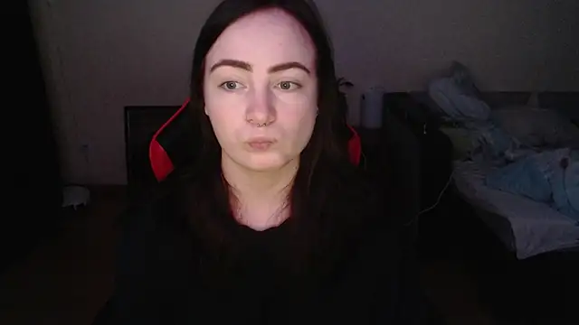 Snapshot of Laralianna chatting on 02-04-26, 06:14 Laralianna online show from 02-04-26, 06:14