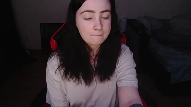 Snapshot of Laralianna chatting on 02-06-26, 07:50 Laralianna online show from 02-06-26, 07:50