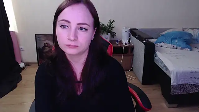 Laralianna online show from 06-16-26, 10:18