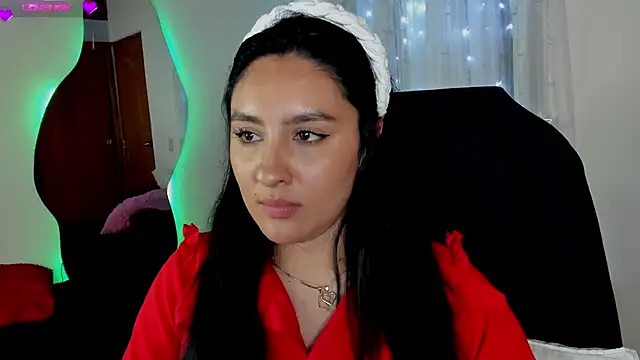 Snapshot of AnushaKumari chatting on 12-31-24, 11:39 AnushaKumari online show from 12-31-24, 11:39