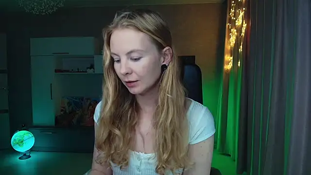 Cuddle Cat online show from 11-24-25, 01:55