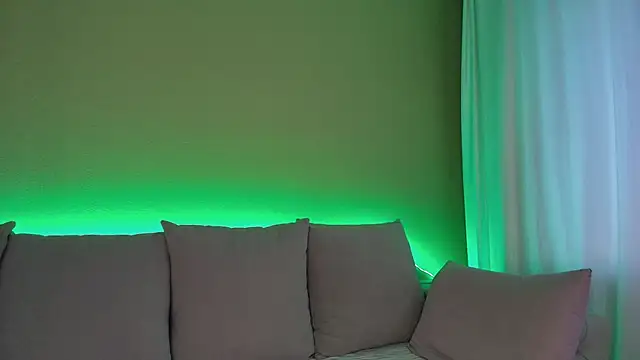 Cuddle Cat online show from 02-27-26, 04:34