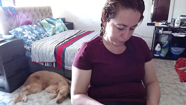 Snapshot of Barbiegomez chatting on 02-05-26, 04:22 Barbiegomez online show from 02-05-26, 04:22