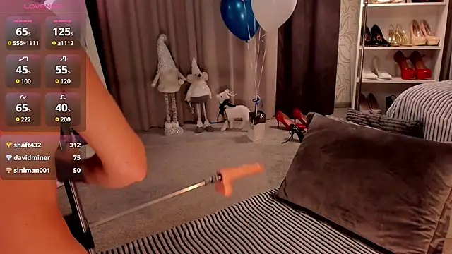 Snapshot of Jullia_Moor chatting on 01-25-25, 04:23 Jullia Moor online show from 01-25-25, 04:23