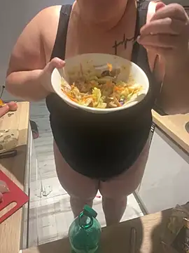 sweeti Em online show from 03-21-25, 05:12