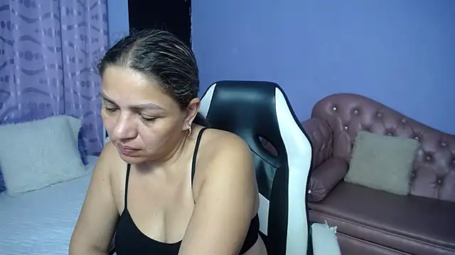 cum bigass online show from 01-14-26, 12:33