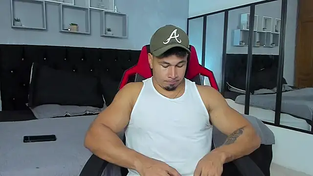 tyler hank01 online show from 10-30-25, 06:19