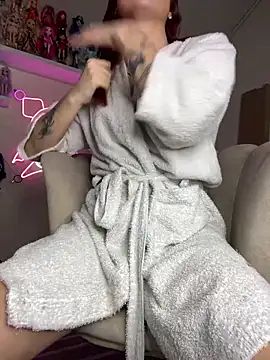 Snapshot of devlin_nurmi chatting on 10-16-25, 08:21 devlin nurmi online show from 10-16-25, 08:21