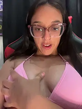 Snapshot of Ninnfa chatting on 01-24-25, 06:35 Ninnfa online show from 01-24-25, 06:35