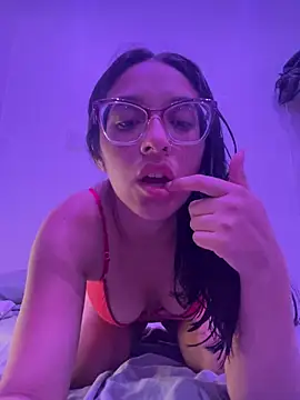 Snapshot of Ninnfa chatting on 01-26-25, 04:41 Ninnfa online show from 01-26-25, 04:41