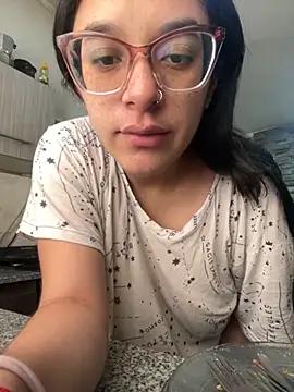 Snapshot of Ninnfa chatting on 10-02-25, 02:13 Ninnfa online show from 10-02-25, 02:13