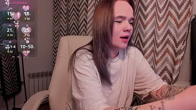 SarahRomantic online show from 04-08-26, 07:03