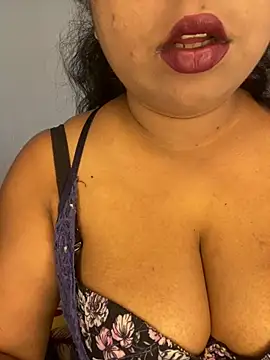  Cute ariana  online show from 02-15-26, 07:38