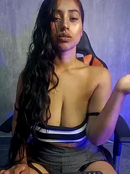 Valentinne z online show from 02-09-25, 05:22