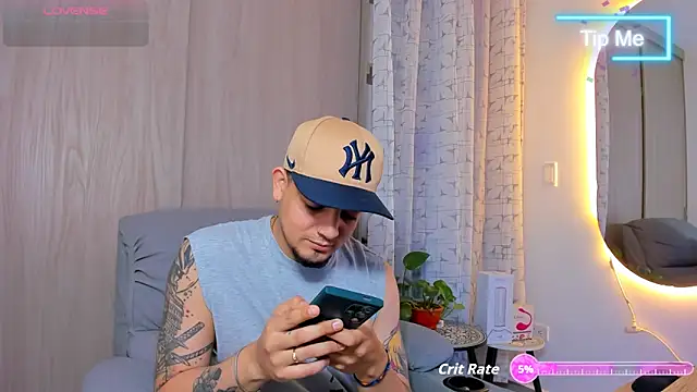 alejandro calderon1 online show from 10-11-25, 03:06