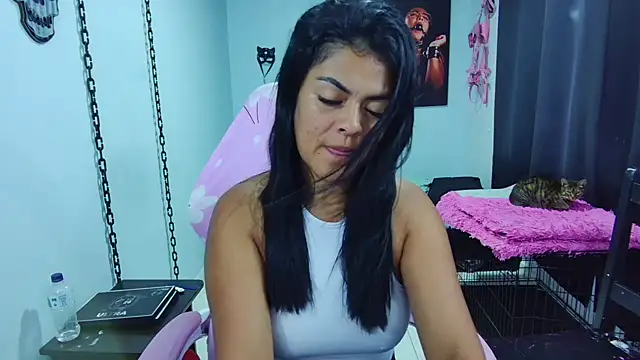 Hannah-grace online show from 03-01-25, 02:04