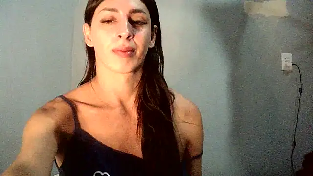 Snapshot of AlexiaDuucan chatting on 11-01-25, 12:07 AlexiaDuucan online show from 11-01-25, 12:07