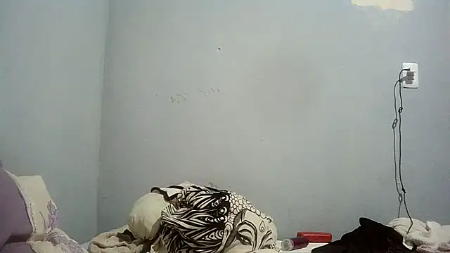 Snapshot of AlexiaDuucan chatting on 01-12-26, 09:09 AlexiaDuucan online show from 01-12-26, 09:09